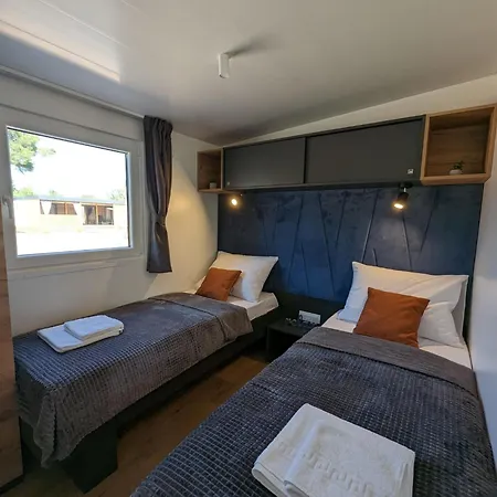 Holiday Nord Delux - Jaki - 1089 By Interhome *